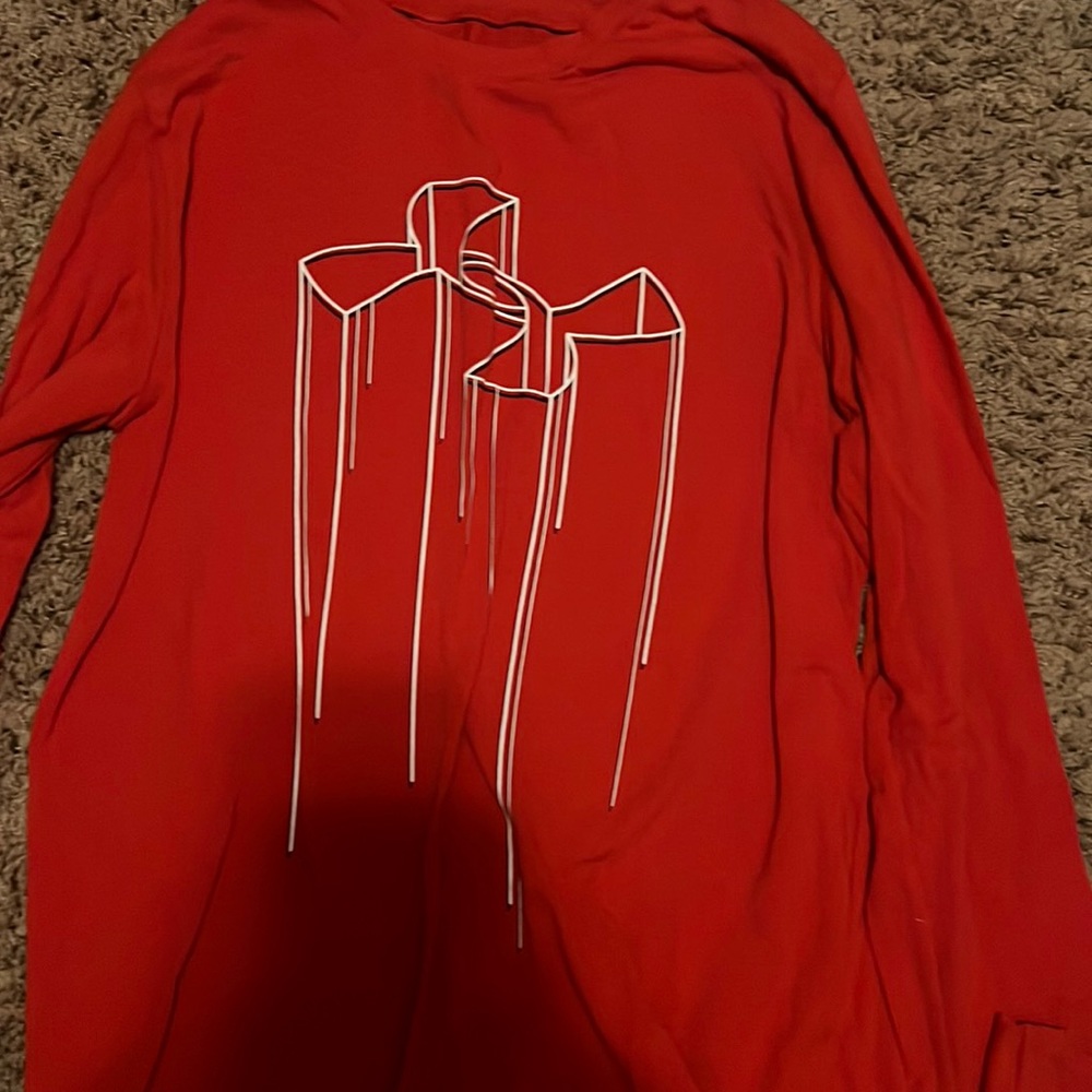 Under Armour cotton size large boys shirt